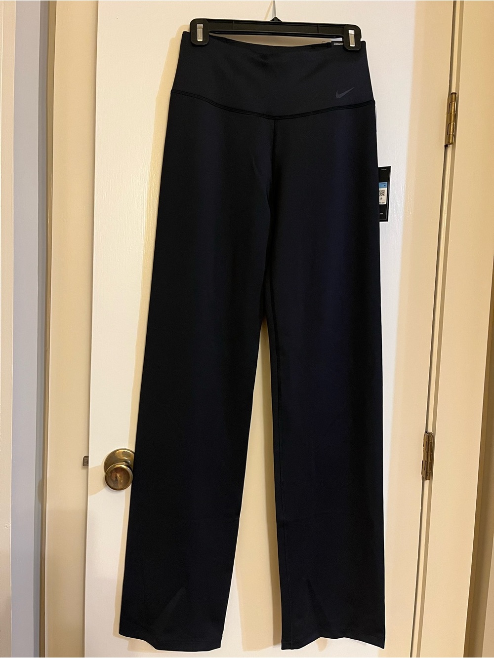Nike Women's Black Wide-Leg High-Rise Joggers